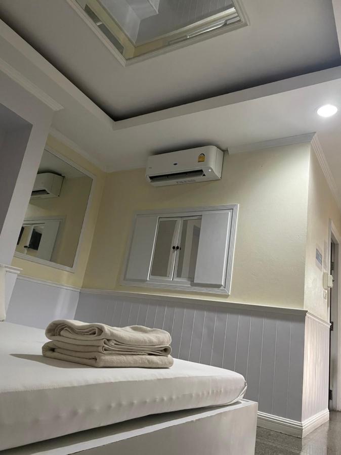 Mix Hotel Nakhonratchasima Exterior photo
