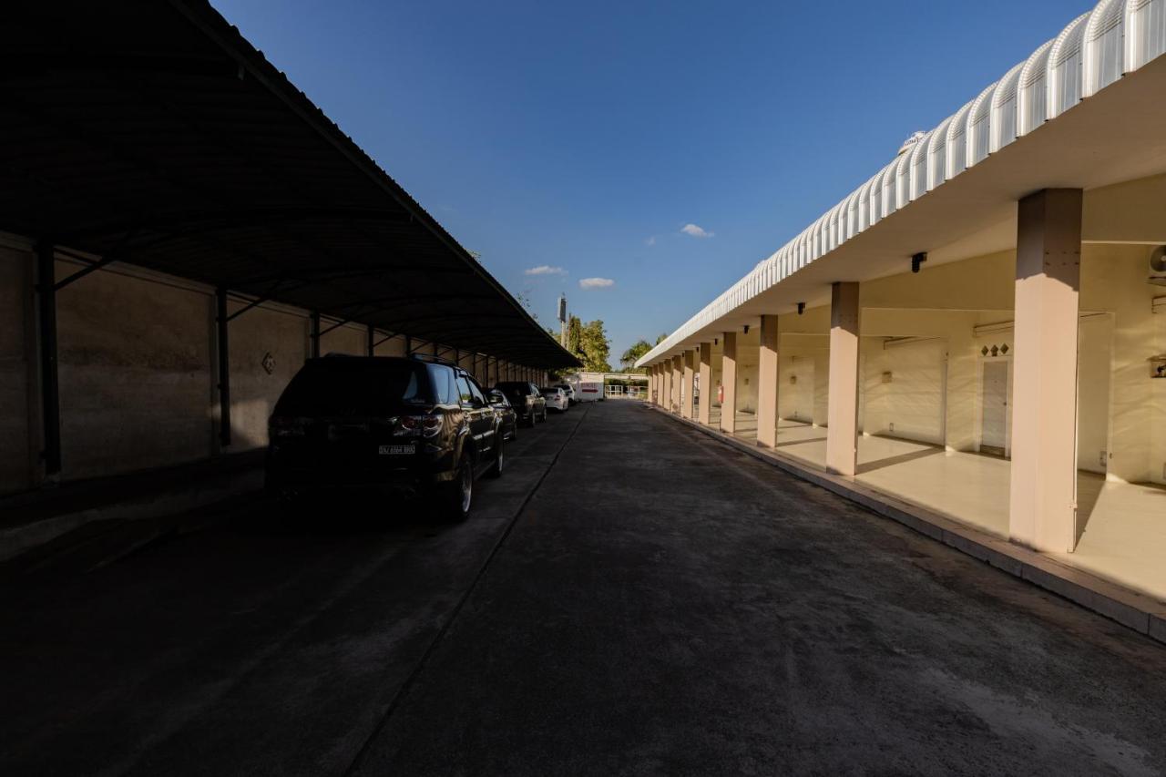 Mix Hotel Nakhonratchasima Exterior photo
